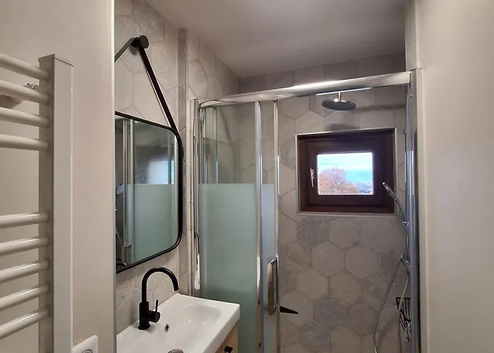 Les Isards F2 Romeu Vue Montagne Font-Romeu-Odeillo-Via